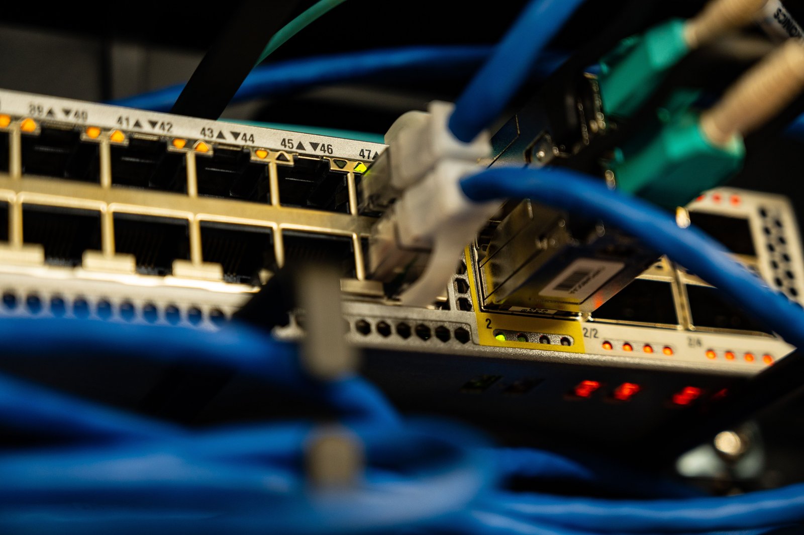 Enterprise server rack with structured cabling